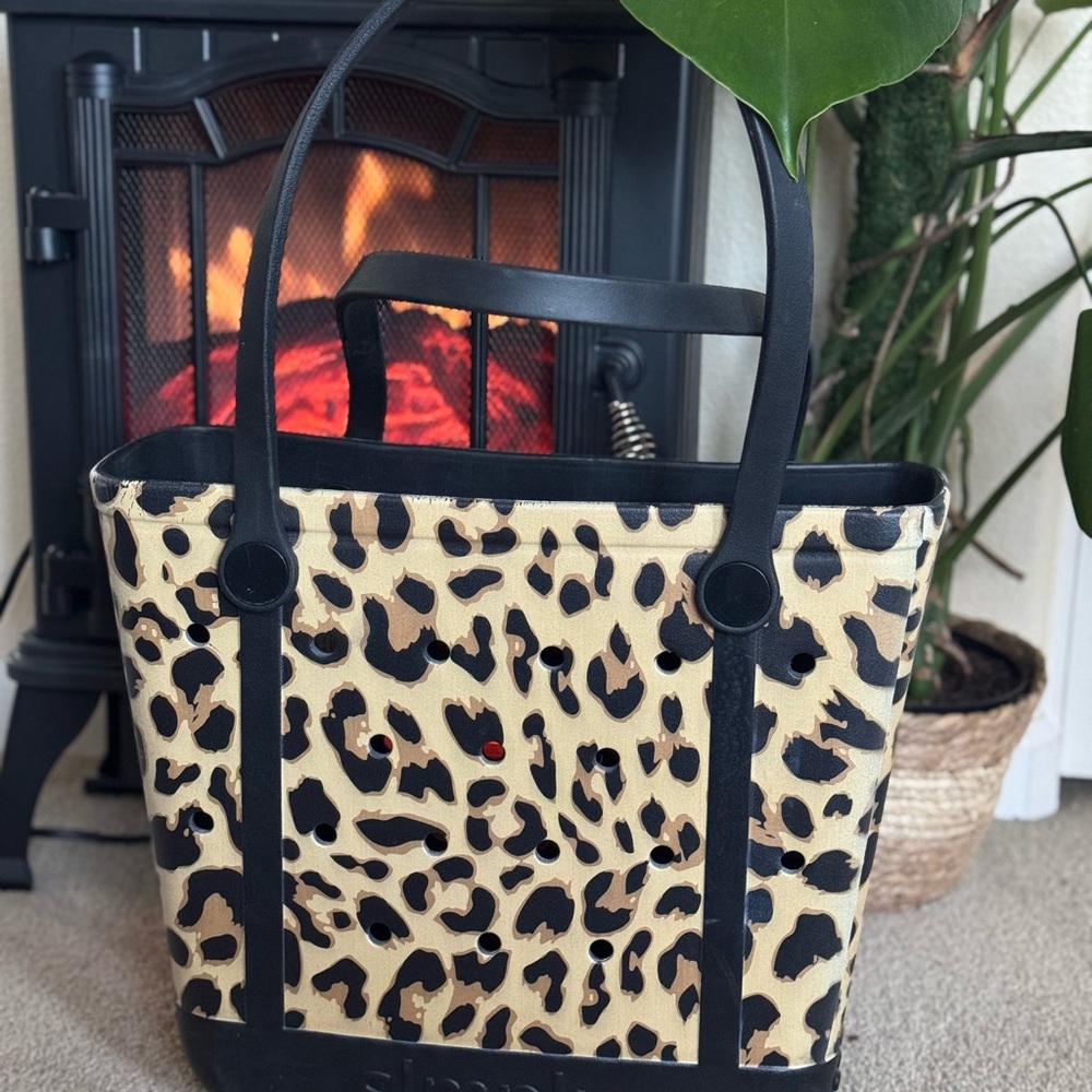 Leopard Print ‘Simply’ bogo style tote bag